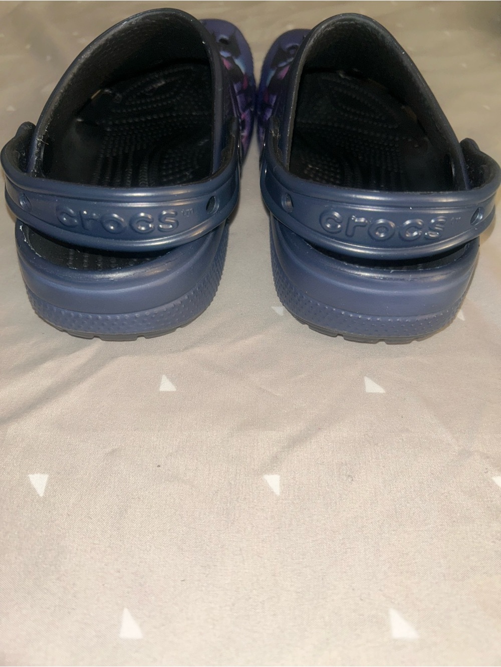 Disney Crocs - Picture 4 of 9